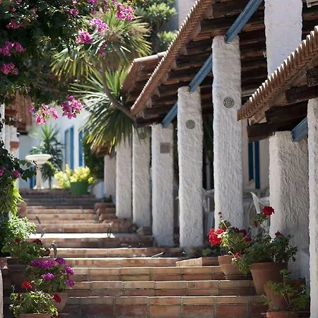 Hotel Xenium Village 3*